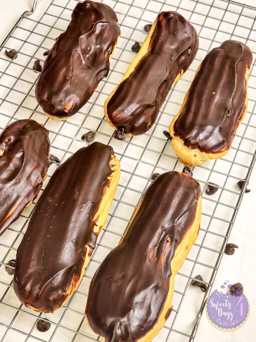 Chocolate Eclairs on Rhombus - Image 3