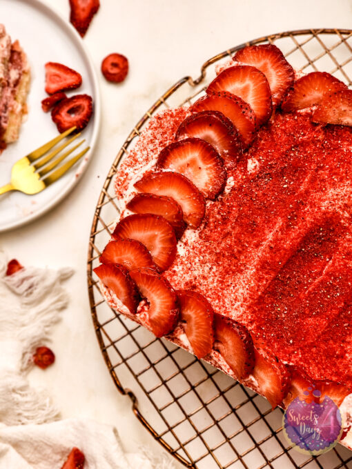 Strawberry Tiramisu on Gold Marble - Image 2