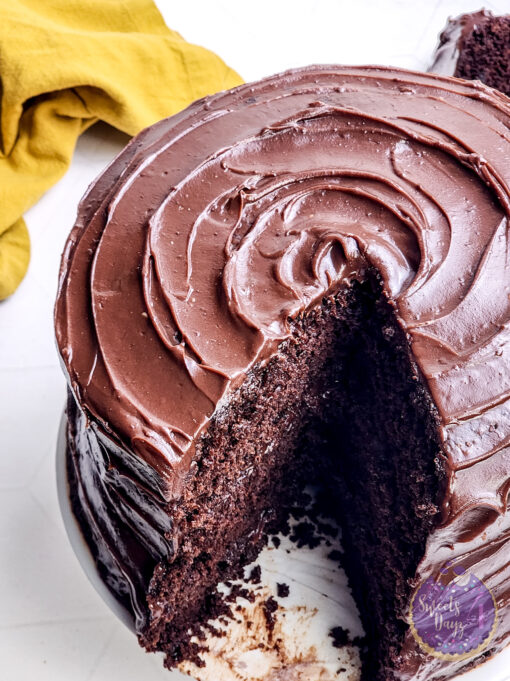 Copycat Matildas Chocolate Cake on Rhombus - Image 2