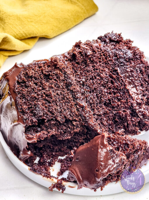 Copycat Matildas Chocolate Cake on Rhombus