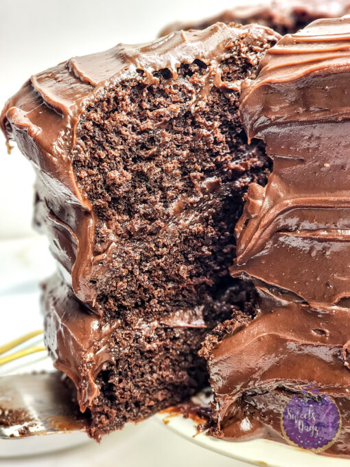 Copycat Matildas Chocolate Cake on Gold Marble - Image 7