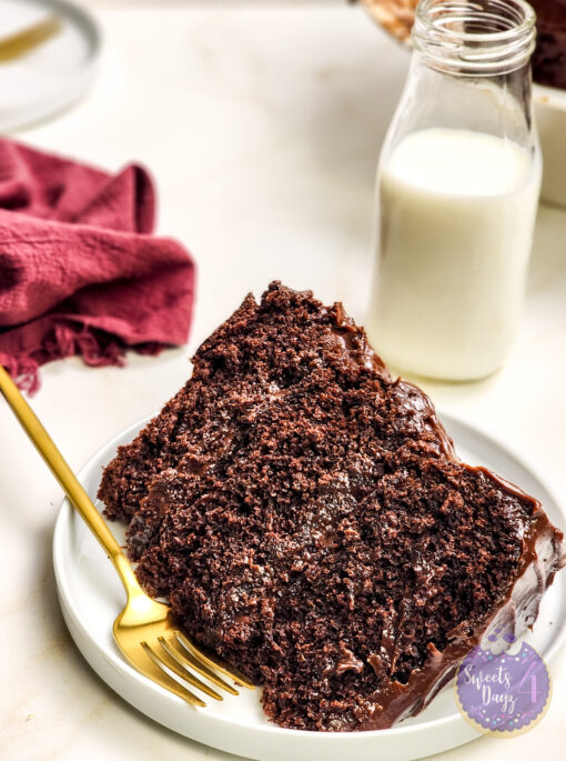 Copycat Matildas Chocolate Cake on Gold Marble - Image 8