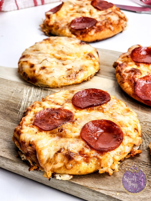 Mini Pizzas on White - Image 5