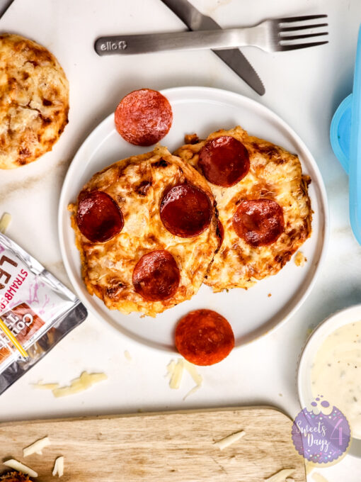 Mini Pizzas on Gold Marble - Image 7