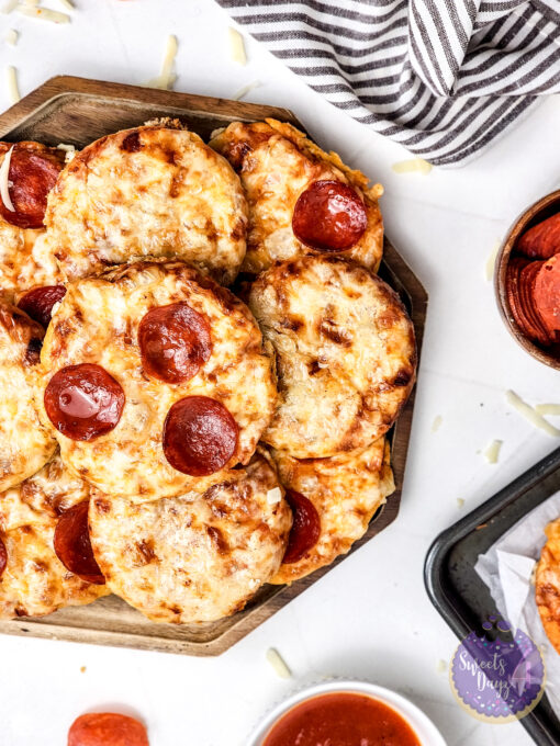 Mini Pizzas on Rhombus - Image 6