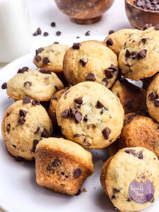 Mini Chocolate Chip Muffins on Rhombus - Image 5