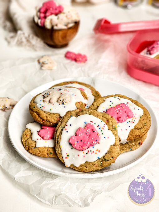 Frosted Animal Cracker Cookies on Marble - Image 3