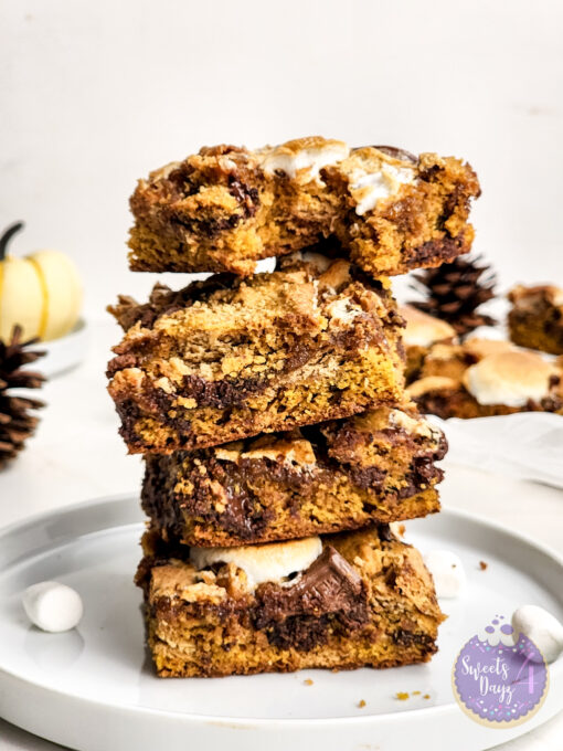 Smores Pumpkin Bars on Rhombus