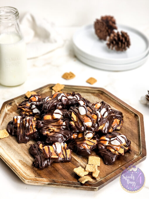 Smores Caramel Clusters on Gold Marble - Image 2