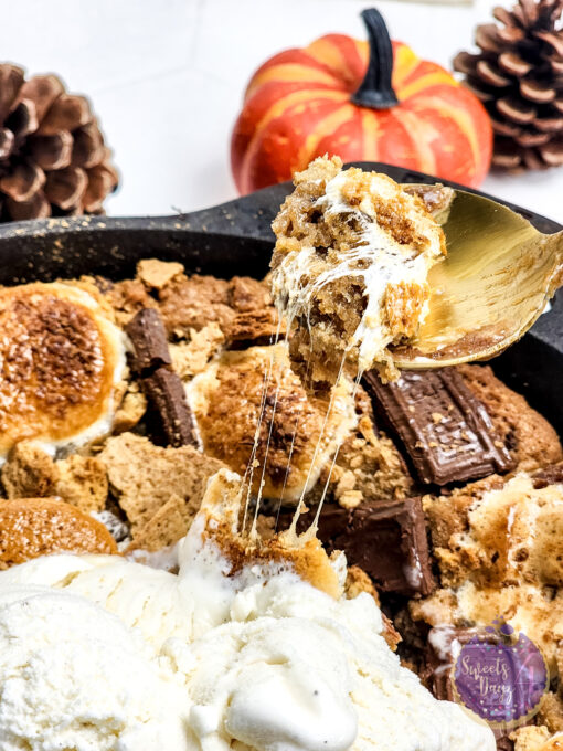 Smores Chocolate Chip Cookie Skillet on Rhombus - Image 9