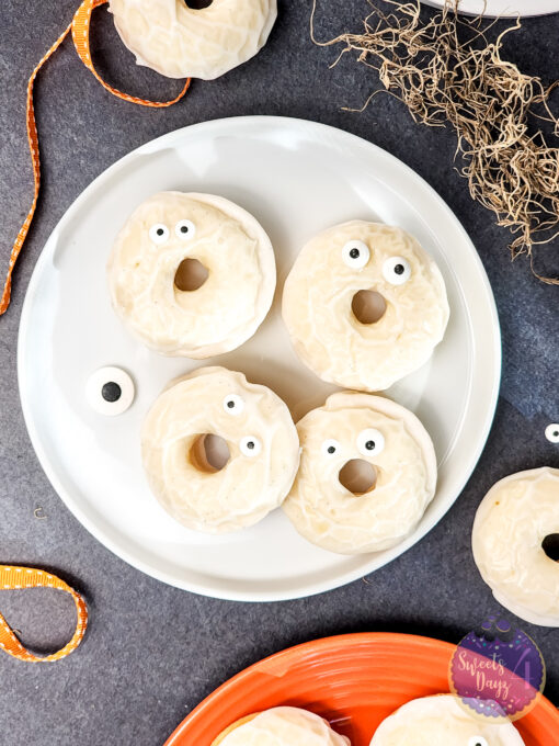 Ghost Frosted Donuts on Black - Image 5