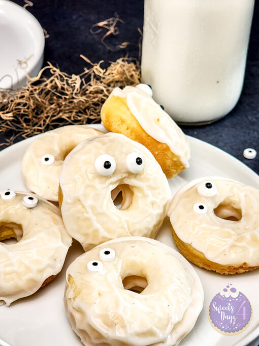 Ghost Frosted Donuts on Black - Image 7