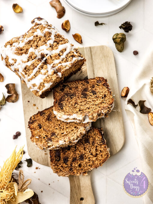 Gingerbread Streusel Loaf on Rhombus